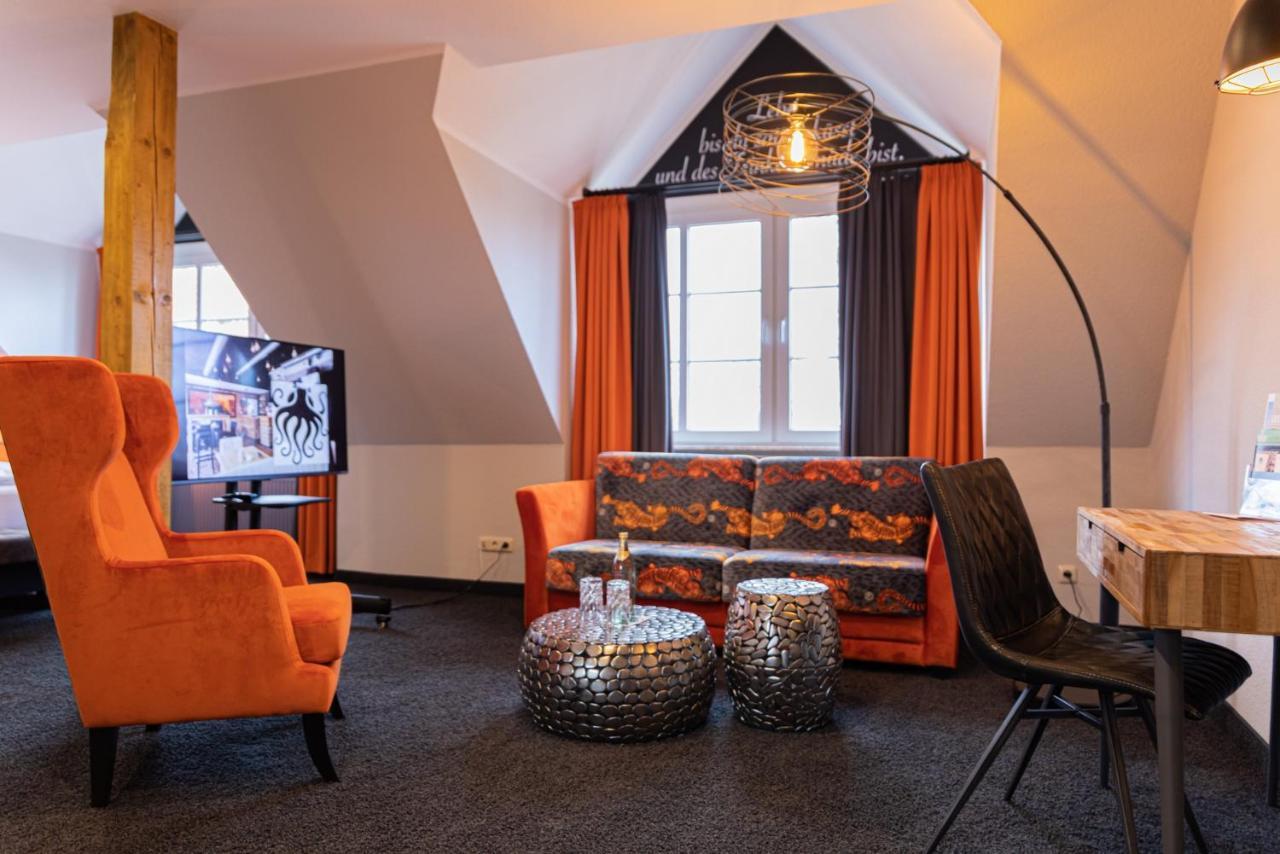 Kroegers Hotel Esens Chambre photo